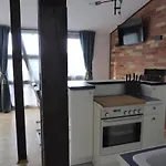 Skyline Of Jena, Luxurioes, Einzigartig, Free Wifi, Parkplatz, Klimatisiert, Zentral *