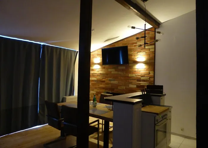 Skyline Of Jena, Luxurioes, Einzigartig, Free Wifi, Parkplatz, Klimatisiert, Zentral *