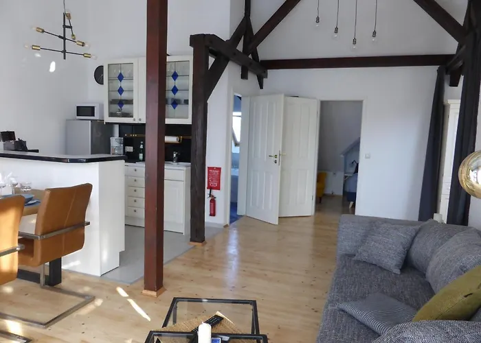 Skyline Of Jena, Luxurioes, Einzigartig, Free Wifi, Parkplatz, Klimatisiert, Zentral Jena