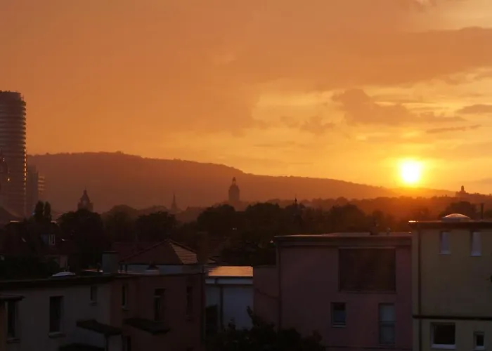 Skyline Of Jena, Luxurioes, Einzigartig, Free Wifi, Parkplatz, Klimatisiert, Zentral Lejlighed
